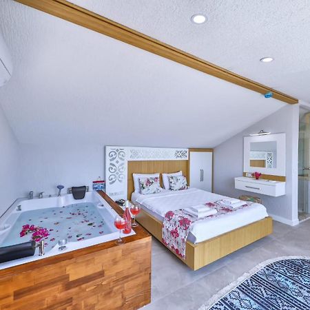 Hediye Hanim Suit&Apart Aparthotel Kaş Exterior foto
